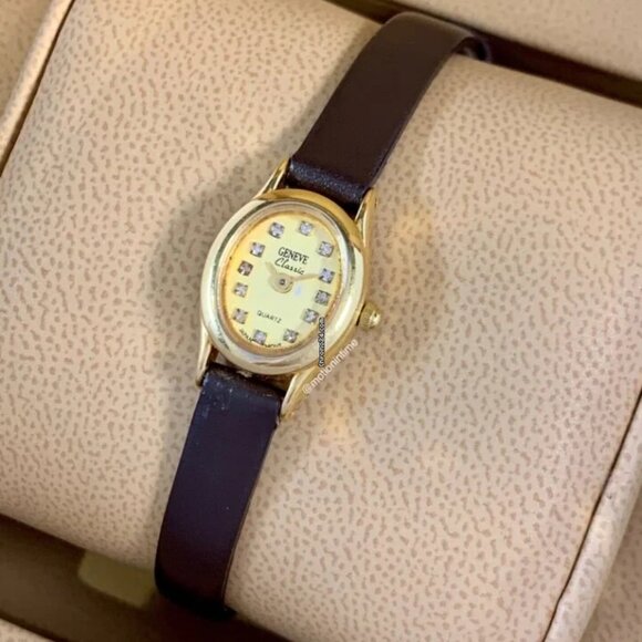 Geneve Classic Oval Quartz Ladies Champagne Diamond Dial - Gold Tone - Picture 1 of 1